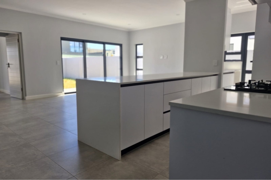 42 Bedroom Property for Sale in Sandown Western Cape